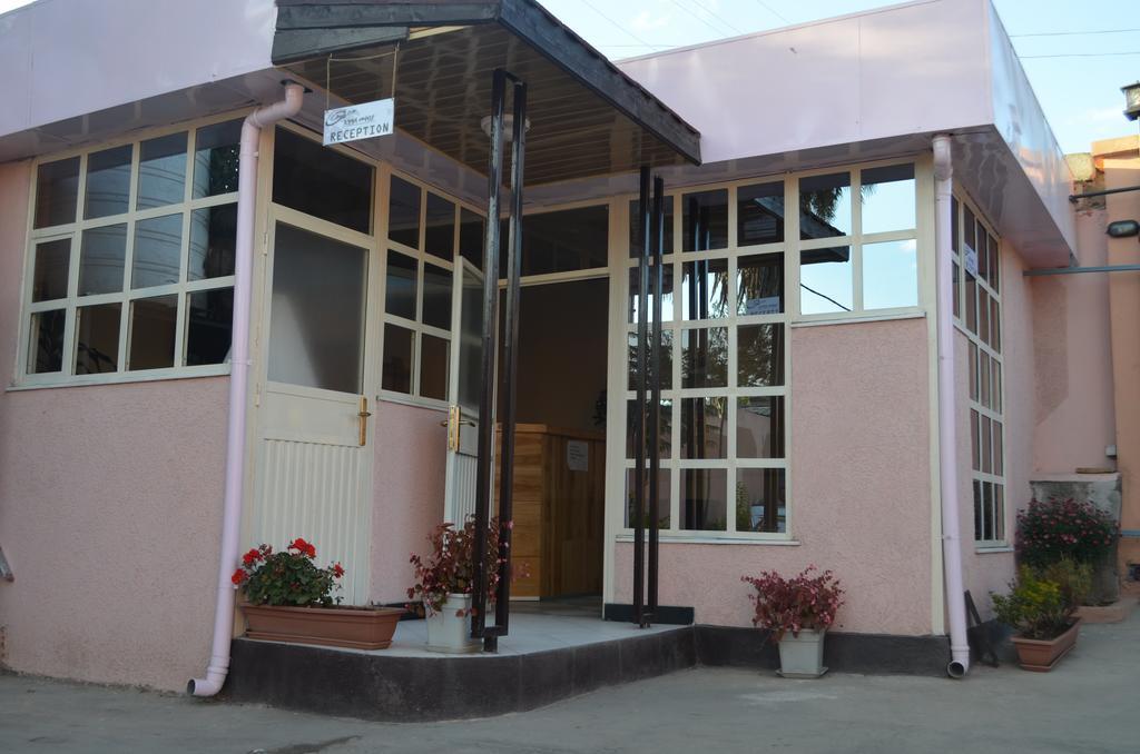 Choice Pension Addis Abeba Eksteriør bilde